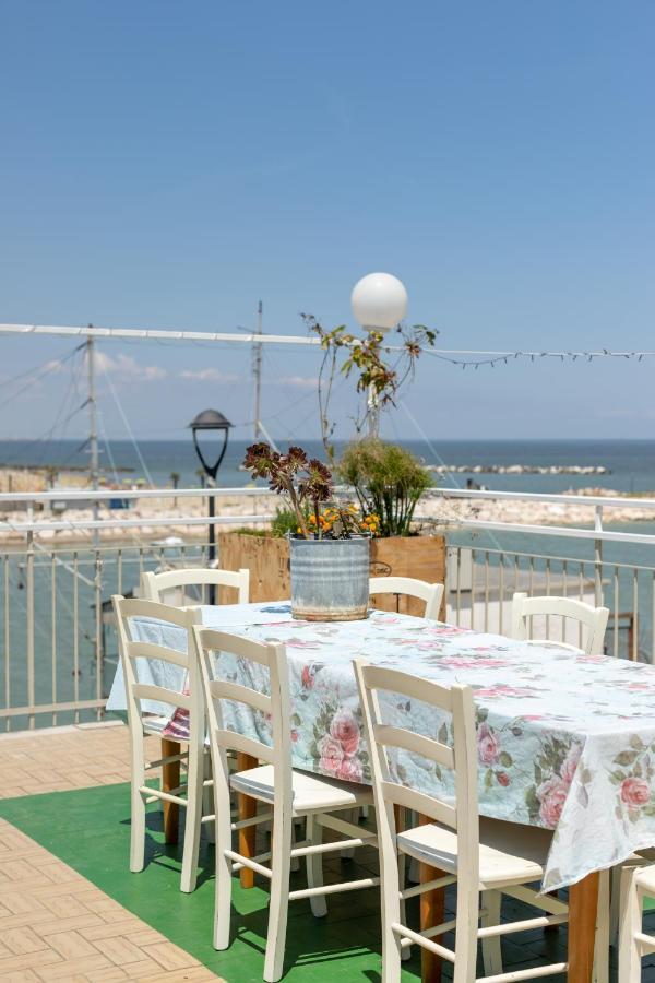 Hotel Villa Maris Rimini Exterior foto